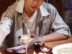 -月亮眼花园餐厅书吧酒吧