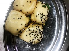 生煎包-老上海食惠裡小籠包生煎包