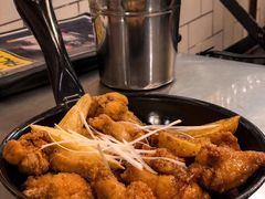 原味炸鸡和酱油鸡双拼-MI WU FACTORY米屋美食工厂餐厅(绿地店)