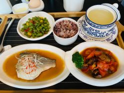 -明宇集团·积木枝芽母婴健康管理中心(天府店)