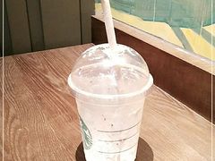 -星巴克(汾阳路店)