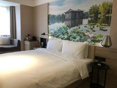 -杭州西湖湖滨银泰亚朵酒店