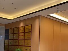 -梅利汴京烤鸭•开封豫菜地标店(东大街店)