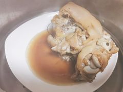 猪蹄-土门八珍烤鸡腊味店(土门老店)