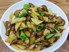 地三鲜-新健小吃(承德街店)
