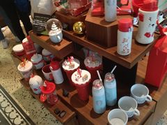 零售区-星巴克臻选(广州沙面店)