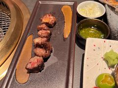 -铭牛烧肉·和牛海鲜自助(高新月牙湖店)