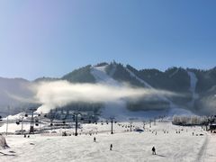 -丝绸之路山地度假区滑雪场