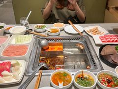 -海底捞火锅(高新万达店)