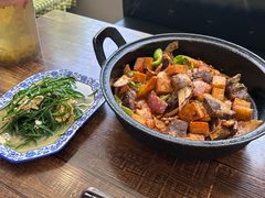 -老钟家烤羊排·敦伊阁清真餐厅胡羊焖饼