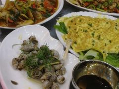 -覃记海鲜美食餐厅