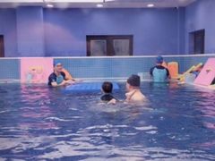 -龙格亲子游泳·水育早教运动中心(绿城店)