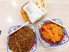 -晓峰手工擀面皮(新民街总店)