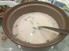 -梅飞酒家(名辉豪庭店)