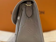 -会麦二手奢侈品包包手表回收寄卖(杨浦店)