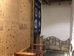 -老牌坊云南鱼豆花火锅(哈西万达店)