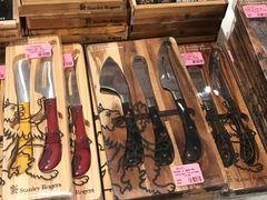 -伯肯黑德角名品折扣购物中心