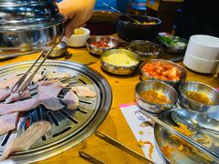 -老炉家木炭烤肉(长江国际店)