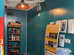 -荒岛实景沉浸密室(江汉路1店)