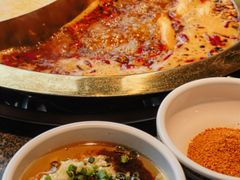 -小天鹅火锅·一线江景洪鼎旗舰店(洪崖洞店)