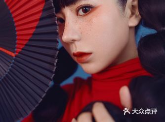 你的魅惑可爱小姐姐来袭哦