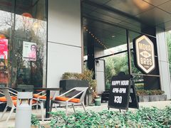 门面-Moka Bros 摩卡站(嘉华店)