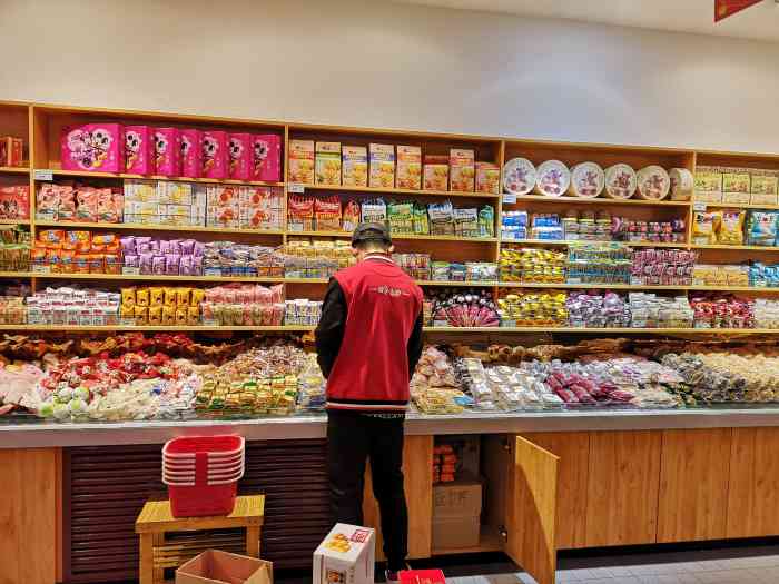 岭峥炒栗(国际大都会店)-"之前一直以为他家是卖栗子96的,后来是因.