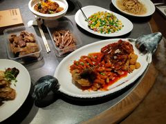 -吴越荣记苏州菜·松鼠桂鱼100%活鱼现做(斜塘老街店)