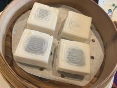 传统豆沙方糕-上海滩餐厅(BFC外滩金融中心店)