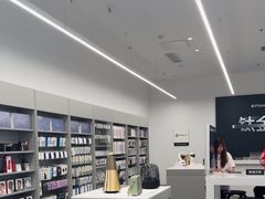-Apple授权专营店(五彩城店)
