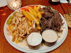 烤肉拼盘-ELI FALAFEL Lebanese&Mediterranean黎巴嫩美食(富城路店)