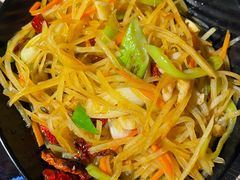 酸辣土豆丝-新疆儿子娃娃餐厅(锦华街店)
