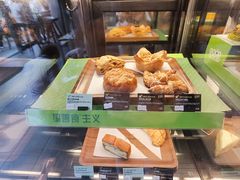 -星巴克(深圳龙岗摩尔城店)
