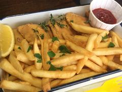 美式风味炸鸡翅配薯条-MIKAKU(万达广场上海宝山店)