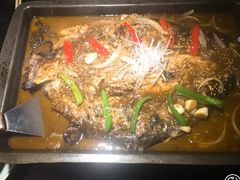 -叹鱼风尚烤鱼餐厅