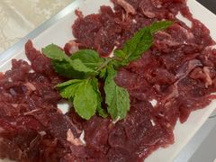 鲜切嫩黄牛肉-贵州人家·酸汤火锅·20年老字号