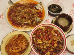 -堂瓦里·33年传统赣菜(第一街区店)