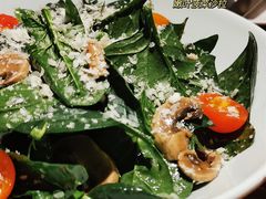 嫩叶菠菜沙拉-Bistro 63 创意融合料理(广粤天地店)