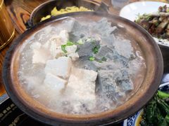 鸡汤老豆腐-九道菜有鸡鱼头(石鼓路店)