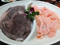 -红九格老火锅(三峡广场店)