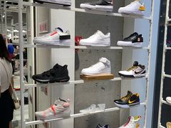 -NIKE KICKS LOUNGE体验店(北京新中关店)