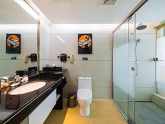 -华海酒店(茂名高铁站店)