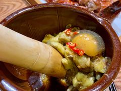 -老滇山寨•云南特色菜•地方菜•民族风情歌舞表演(金碧店)