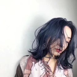 -So·So卡凡 