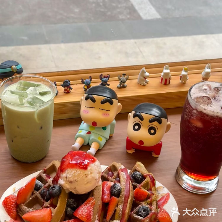 挖到宝！这家 树耳咖啡店 华夫饼也太会了吧✨