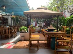 露天位-双廊杨记石锅鱼石锅牛肉