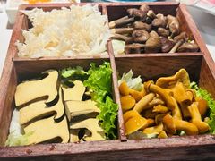 -椰子湾·海南火锅·糟粕醋·椰子鸡(正大广场店)