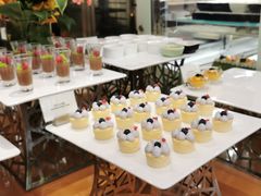 -松山湖凯悦酒店·Café自助餐厅·周末火舞秀表演