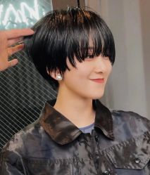 -苑苑发型设计