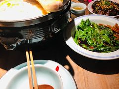 -九锅一堂酸菜鱼(新南凯德直营店)